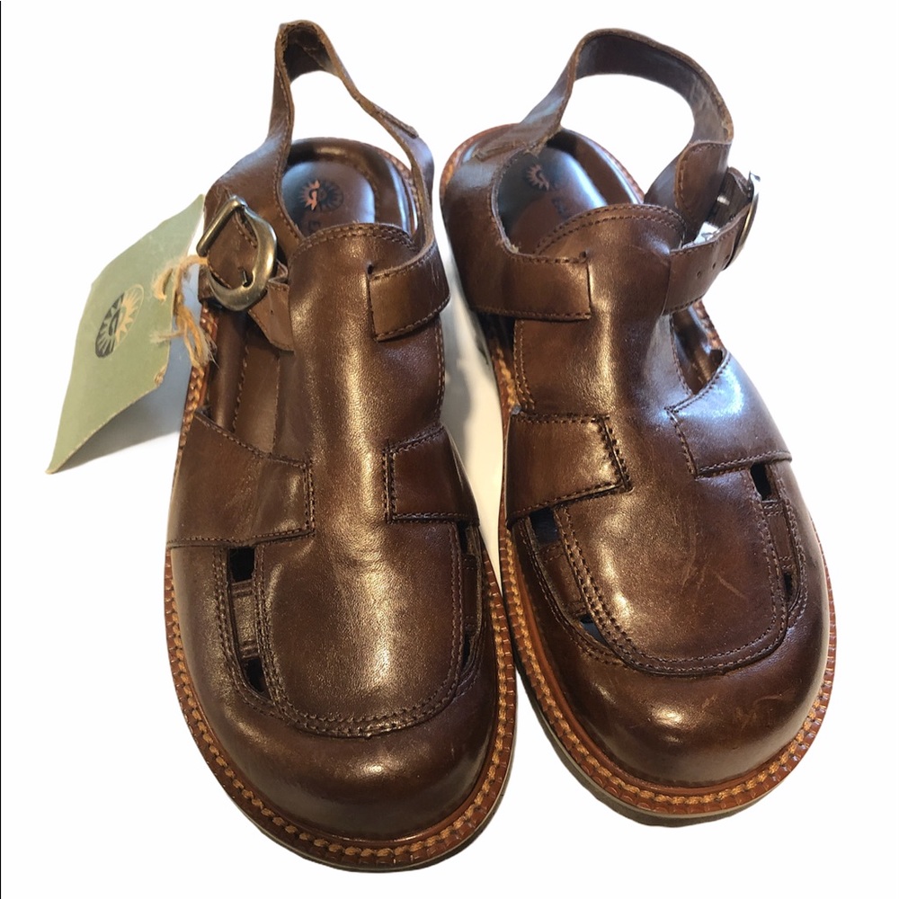Earth Shoe Closed Toe Sandal Holly Size 8.0